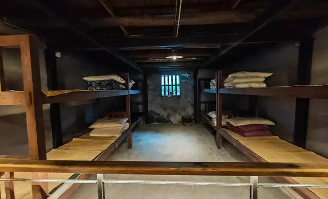 囚室。巴士的報記者攝