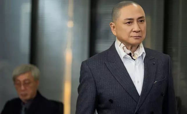 湯鎮業飾演上市集團主席柯永成。