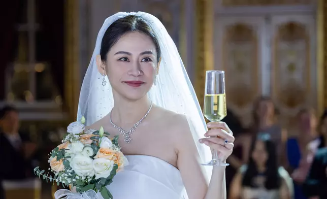 眾女角多元化服裝打扮，獲網民盛讚猶如「女主時裝秀」。