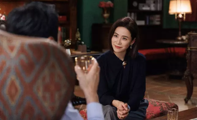 眾女角多元化服裝打扮，獲網民盛讚猶如「女主時裝秀」。