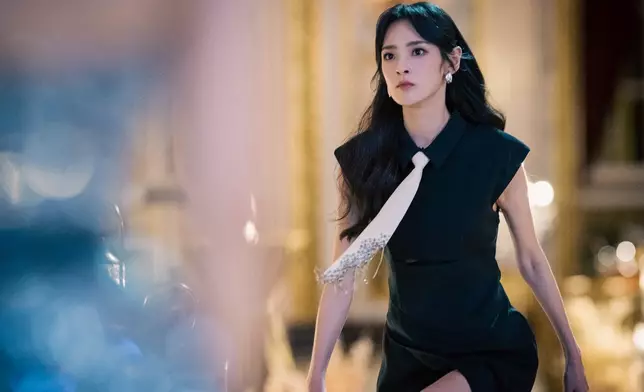 眾女角多元化服裝打扮，獲網民盛讚猶如「女主時裝秀」。