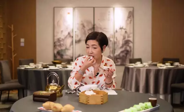 無綫全新飲食節目《香港美食匠人》，由黎芷珊擔任主持。