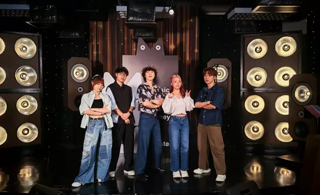 Plan V擔任全新節目《唱錢》主持。