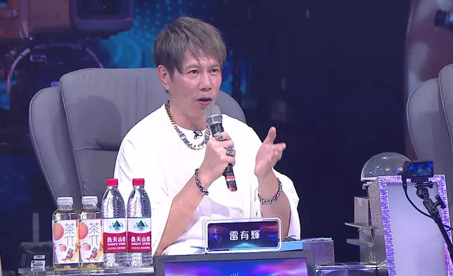 雷有輝讚：Ziva改編得好喜出望外，未聽過一隻咁嘅《酷愛》。