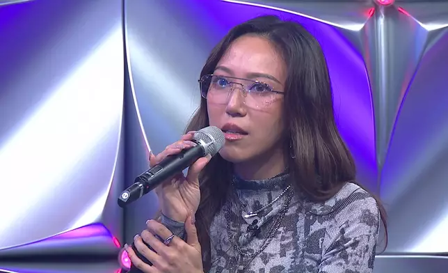 鍾舒漫暖心鼓勵Jasmine：你要proud of 你自己，我覺得你做得好好。