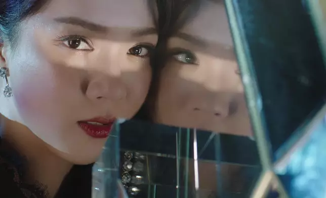 陳曉華靚得嚟好冷酷，莫非佢真係奸嘅？！