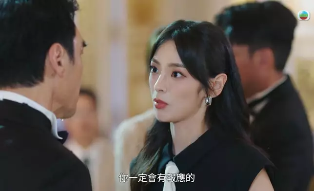 陳楨怡分享掟酒杯落地呢個設計，是和導演夾後臨時增設的。