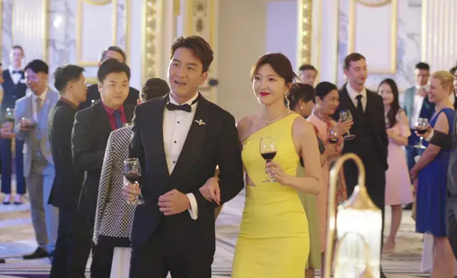 吳若希呢件衫其實好蝦人著。