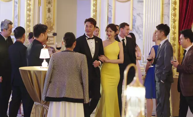 吳若希呢件衫其實好蝦人著。