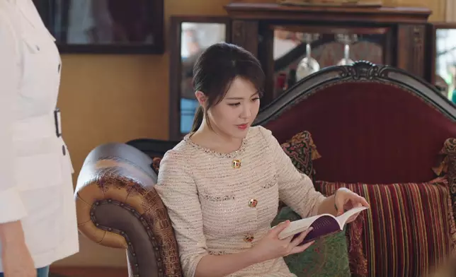 呢個Look好有貴氣。