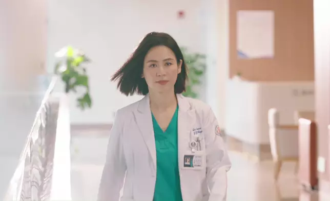 宣萱真係行路有風架。