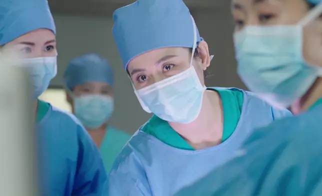 宣萱在第一集中換了Total 7個造型，可謂集專業、知性、華美、女強人於一身