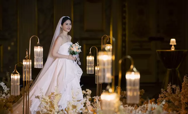 宣萱在第一集中換了Total 7個造型，可謂集專業、知性、華美、女強人於一身