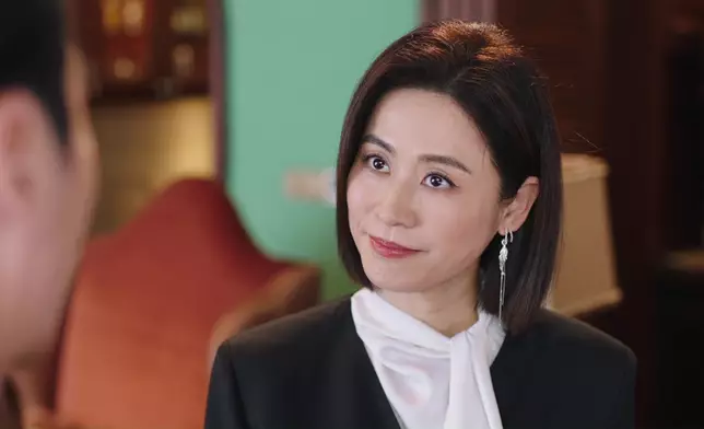 宣萱嘅眼神同埋微笑、好有氣場，亦凸顯咗董一妍嘅機智同聰穎。