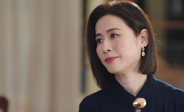 宣萱嘅眼神同埋微笑、好有氣場，亦凸顯咗董一妍嘅機智同聰穎。