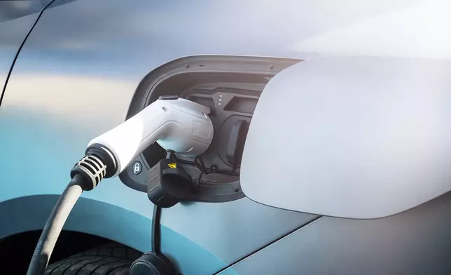 政府表示2028年底前會提供額外3000支高速充電樁 (資料圖片)