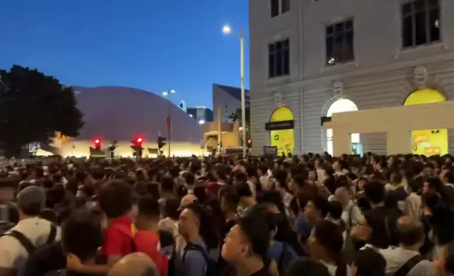 ariel_926Threads圖片