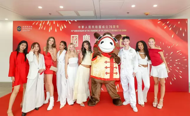 Now United盛裝現身「國慶賽馬日」。