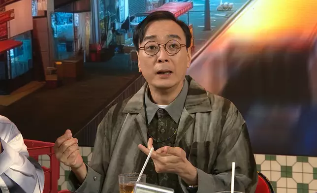 節目主持灘叔（鄒凱光)