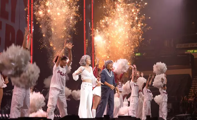 林子祥 x 葉蒨文《白頭到老WE ARE ONE世界巡迴演唱會》香港站昨晚（10日）來到第二場。