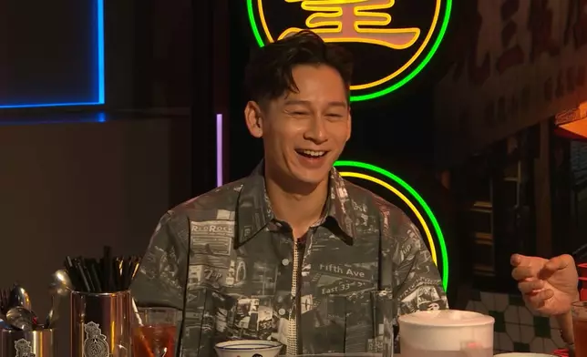 節目主持Thor（駱振偉）