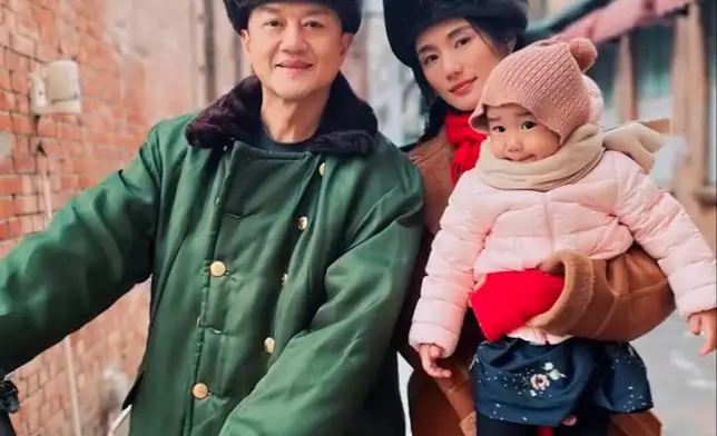 女兒將由海哈金喜擔任主要扶養人，李亞鵬則會共同承擔撫養責任。