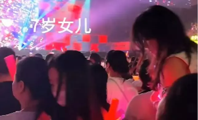 黎明囡囡長高了不少。