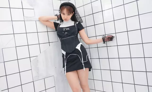 以Day擅長的跳唱快歌為主。