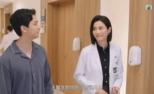 Arthur在《巨塔之后》童顏依舊，和宣萱不乏對手戲。