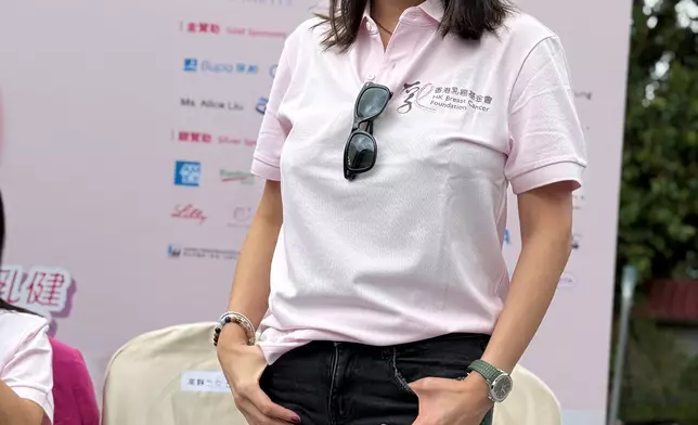 廖碧兒全力支持。