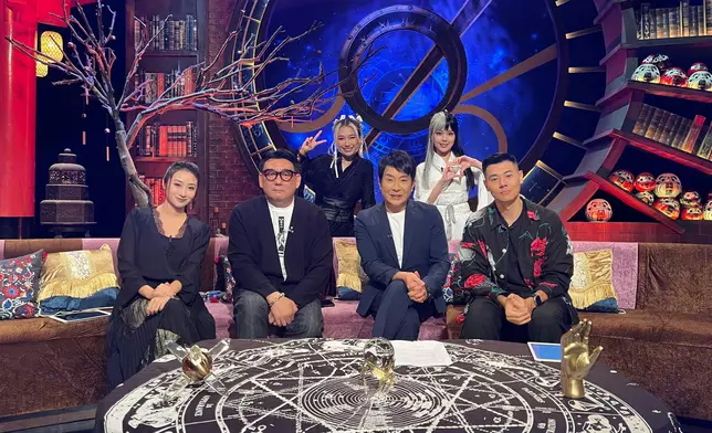 嘉賓請來研究外星文明逾20年的Stan Ho。