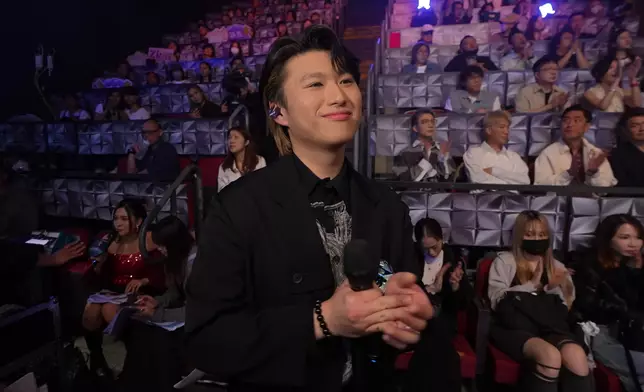 Ryan喺台下跟住Matt一齊唱，足證二人感情要好。