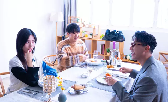 日籍女模坂部佩莎做野蠻女友。