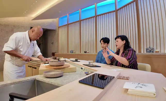 Agnes帶Arthur到澳門品嚐omakase。