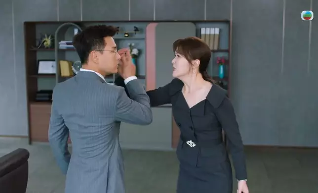 阿Moon估唔到多年好朋友竟是殺死自己老公和兒子的兇手。