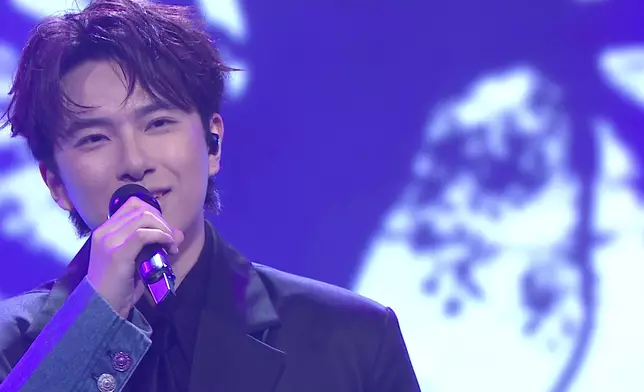 Matt演繹《隱形遊樂場》及《下次愛你》