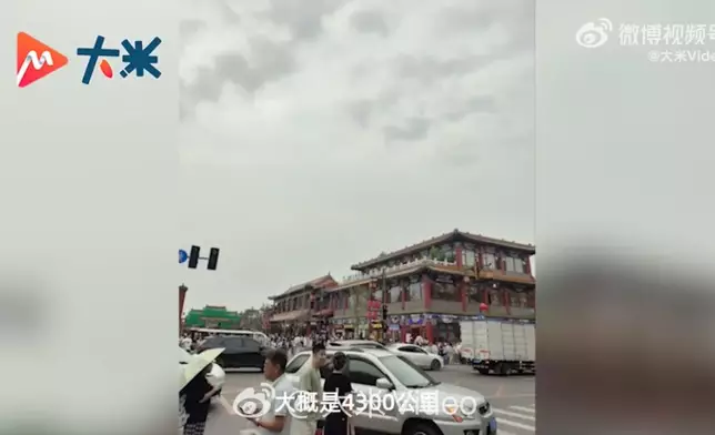 挑戰搭巴士旅遊 浙江男大生換乘195趟交通工具跨越4300公里抵三亞和哈爾濱