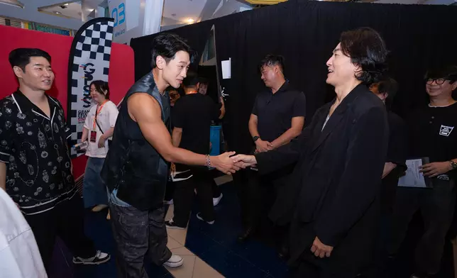 原來韓國天王Rain是伊健的Fans。