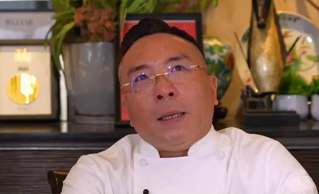 Adam忍不住流下男兒淚：呢個係師傅啊原來。