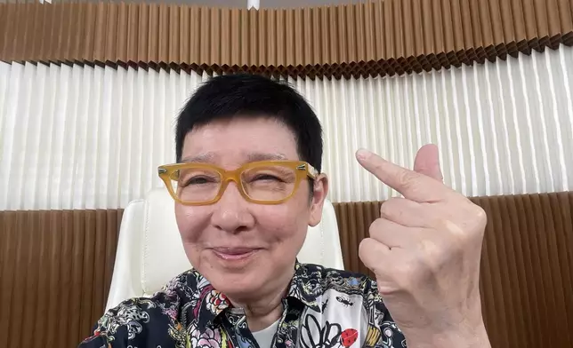 蘇施黃斷然拒絕向泰山道歉