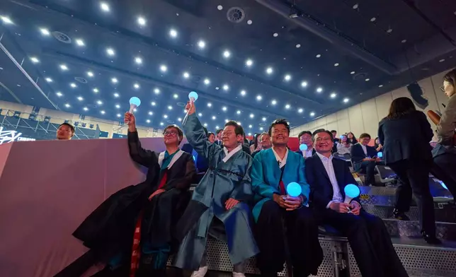 韓國總統李在明出席大眾文化交流委員會成立儀式，委員會由文化體育觀光部長官崔輝英與朴軫永共同擔任主席。李在明官方X圖片