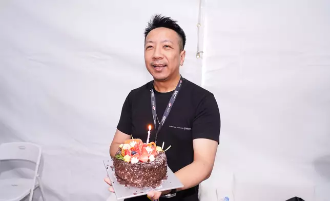 適逢音樂總監何秉舜生日。