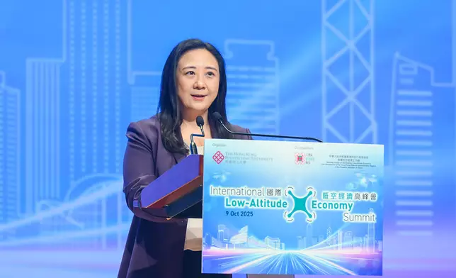 葛珮帆議員表示，低空經濟會為交通、物流、公共服務及產業帶來革新，創造大量就業機會，為年青一代帶來新希望。