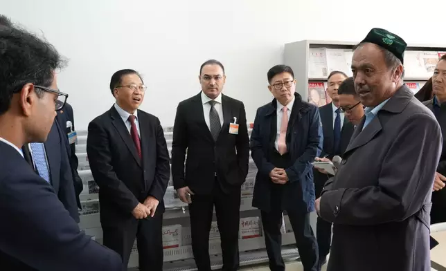 巴士的報記者攝