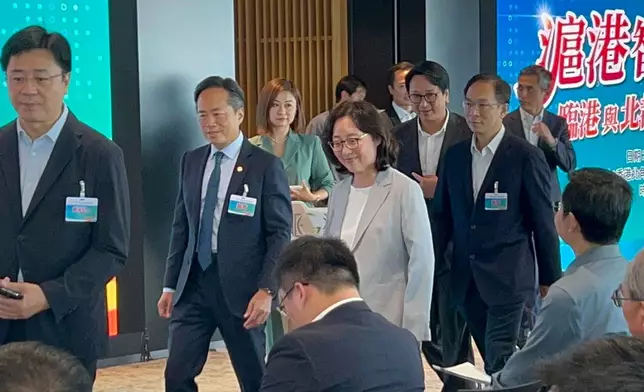 滬港智庫論壇今日（10月11日）在本港舉行，發展局局長甯漢豪出席。巴士的報記者攝