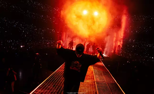 《MAGICMAN 2》世界巡迴演唱會