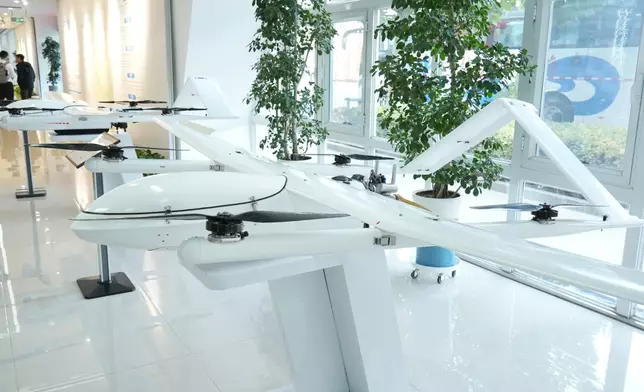 代表團走訪喀什自貿區。巴士的報記者攝