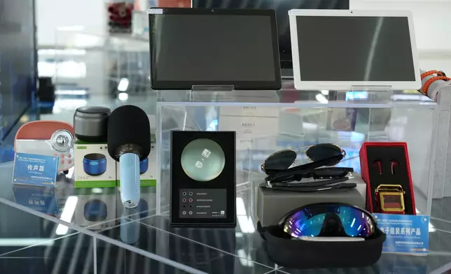 代表團走訪喀什自貿區。巴士的報記者攝