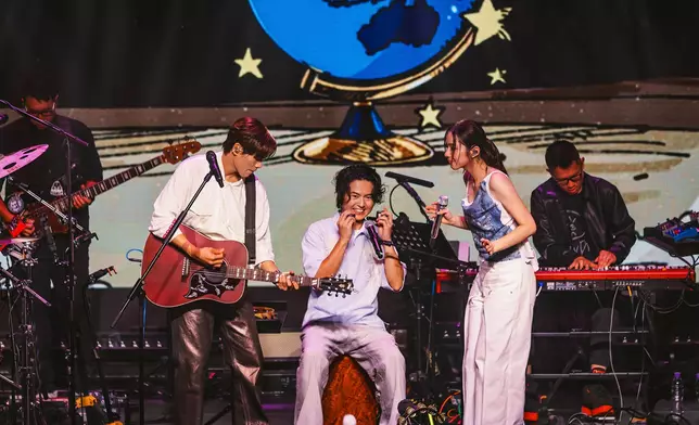 告五人和香港的緣分深，粵語越講越溜。（相信音樂提供）