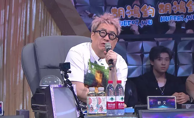 舒文可惜表示：你最強嘅嘢亦都係對你最蝕底嘅嘢，10件事有九樣嘢用跳唱去解決，變左有時我哋睇唔到你其他嘅一邊。